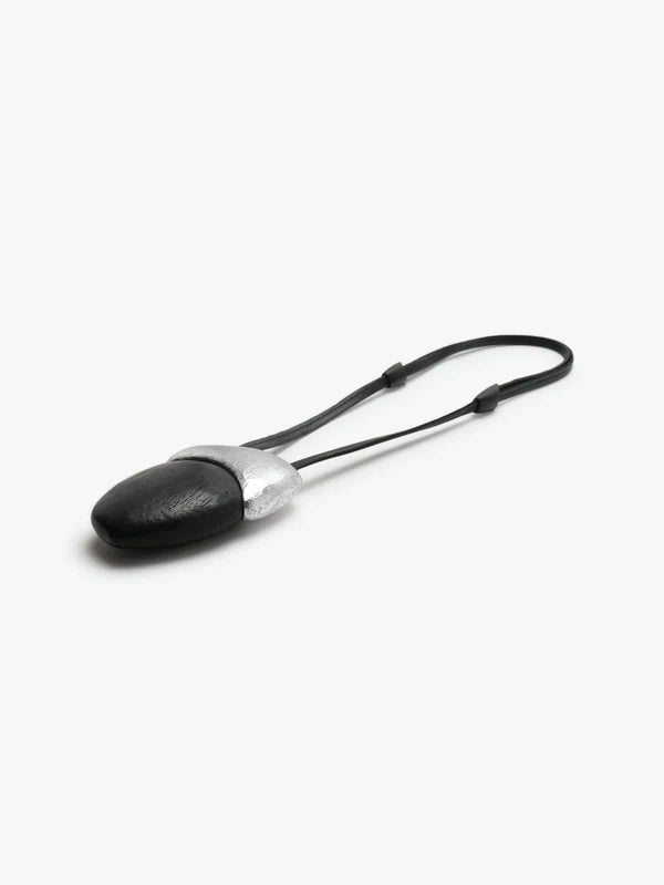 Colgante MONIES Aurena: lámina de plata, acacia