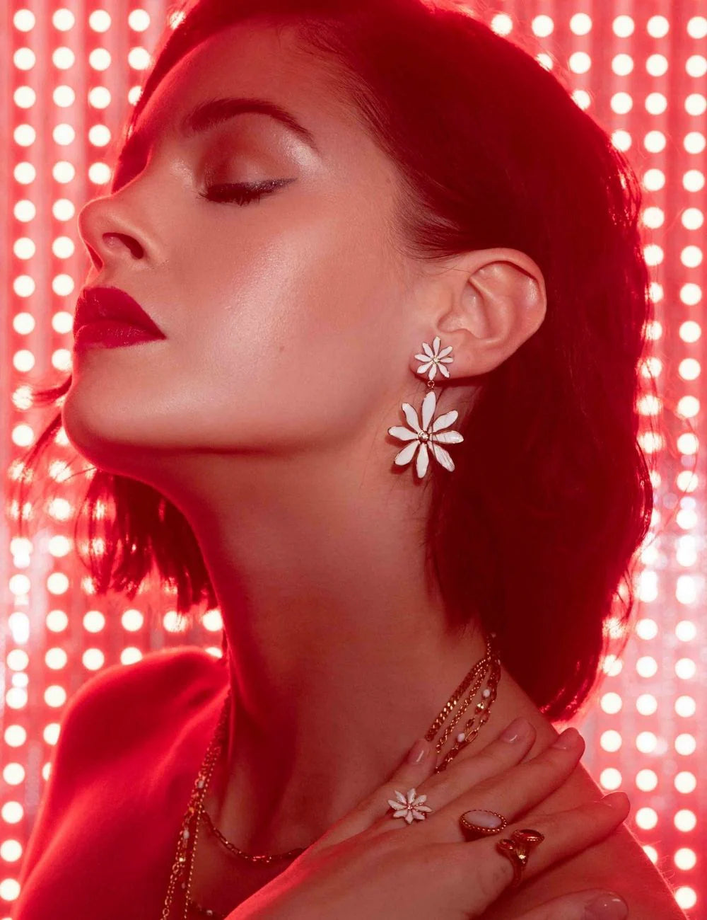 Pendientes : margaritas granate y rojo