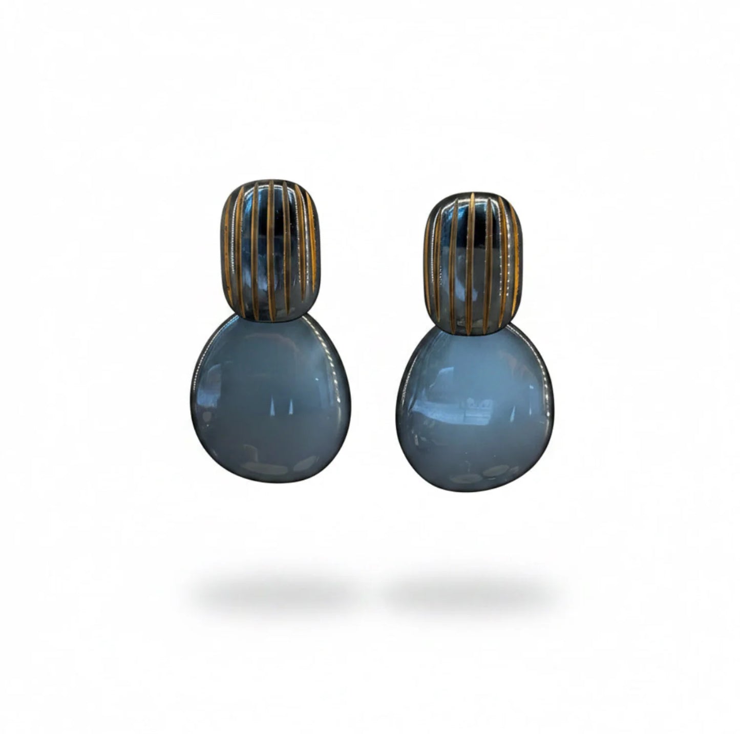 Pendientes grandes óvalos grandes de resina color gris