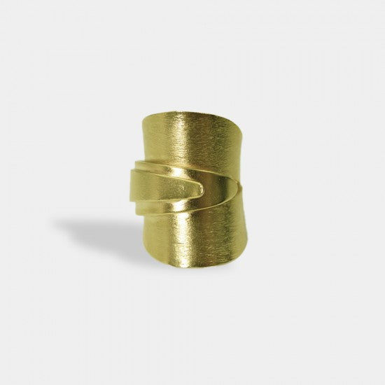 Anillo capas de oro primitivo