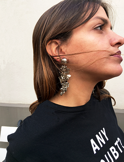 Pendiente de Flores Plateado - Fahoma Madrid Bisuteria