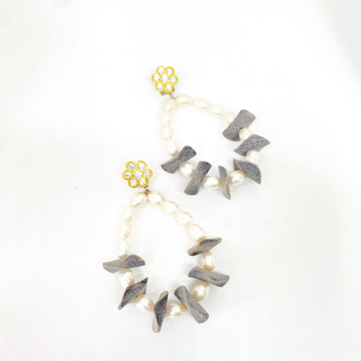 Pendientes Fahoma nácar y madera