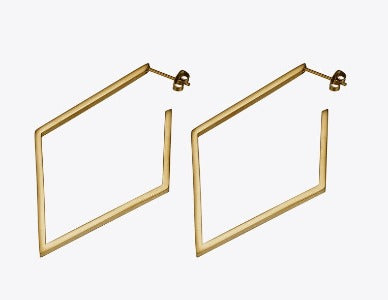 Aros dorados con forma de rombo