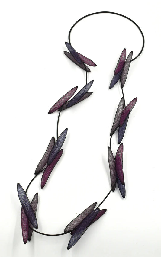 Collar largo red invisible colores burdeos