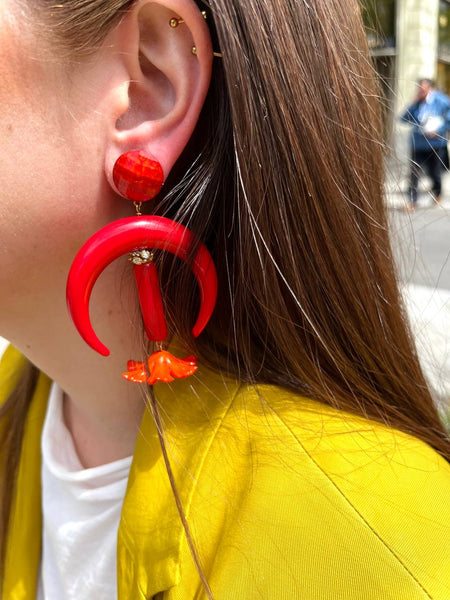 Pendientes FAHOMA en resina roja y naranja