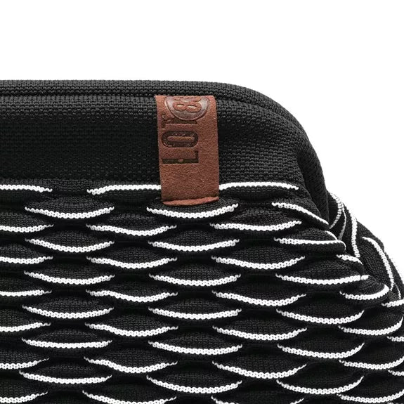 Bolso tipo clutch negro y blanco