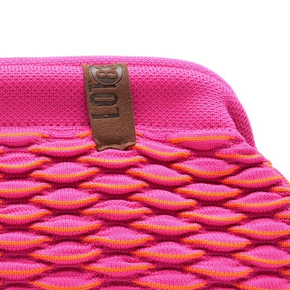 Bolso tipo clutch fucsia y naranja