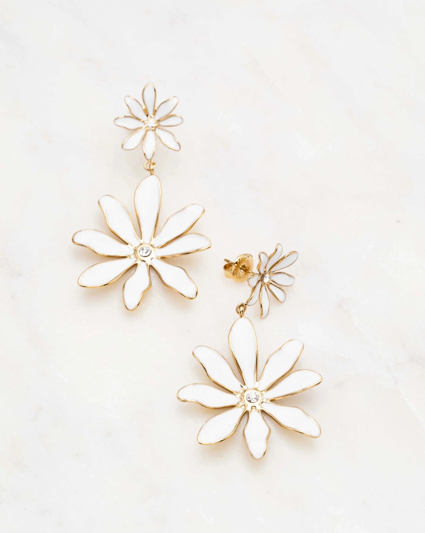 Pendientes : margaritas blanco y dorado