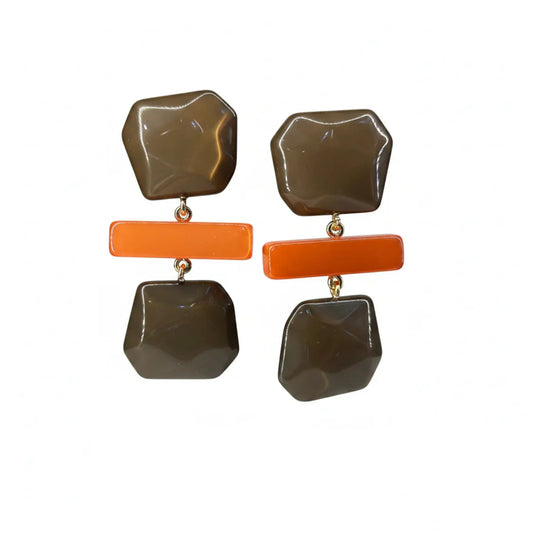 Pendientes Escultóricos de resina color visón y naranja