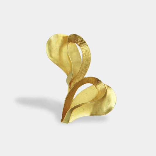 Broche pétalos  de oro primitivo