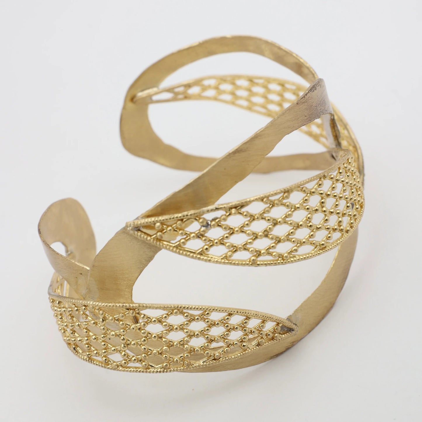 Pulsera filigrana dorada