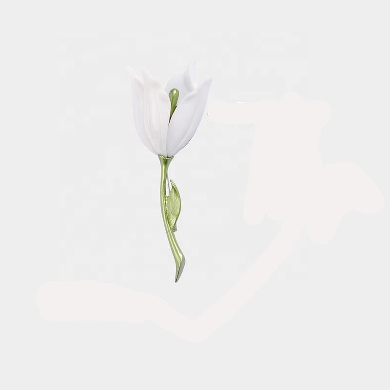 Broche elegante de tulipán