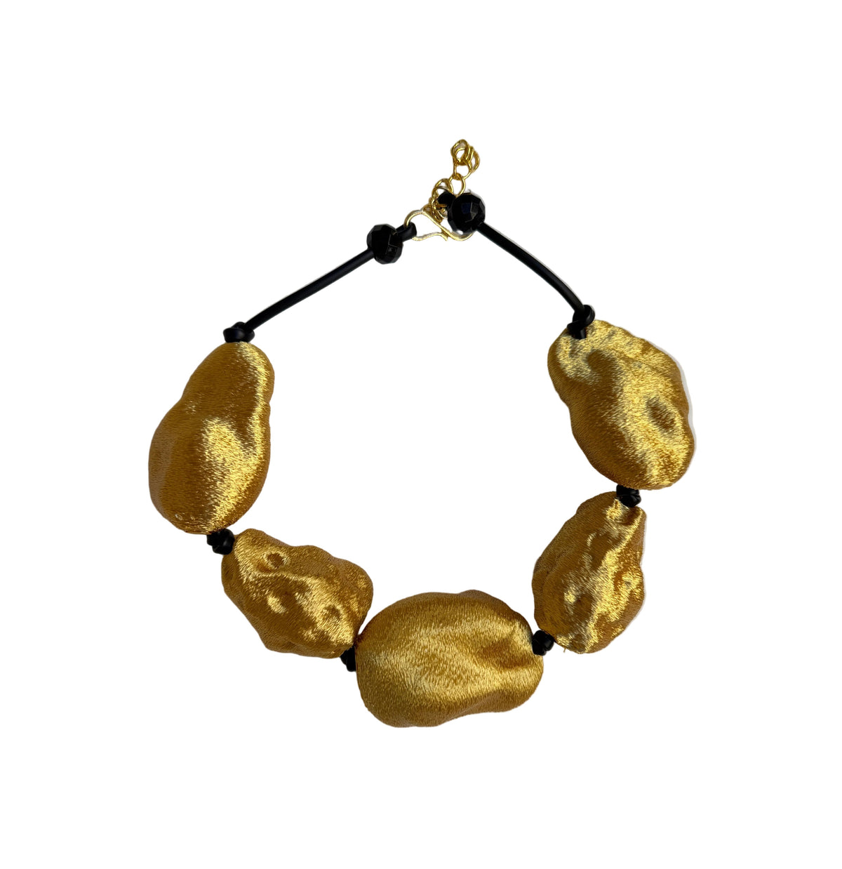 Collar corto rocas de pan de oro