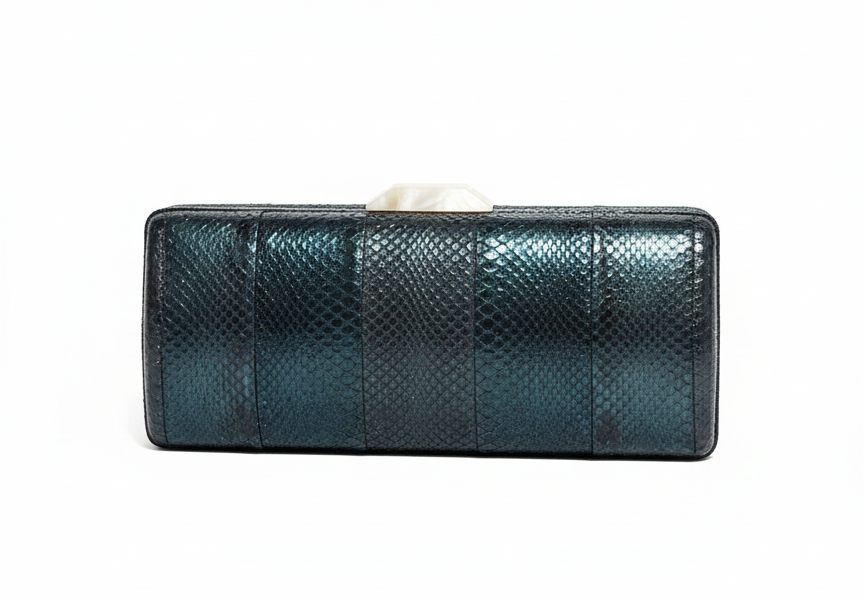 Clutch piel serpiente color azul