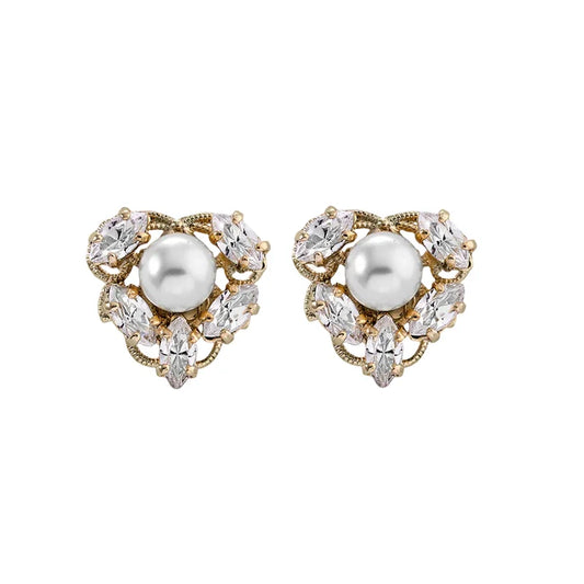 Pendientes A.H. perla y cristal. Diseño español para cada día