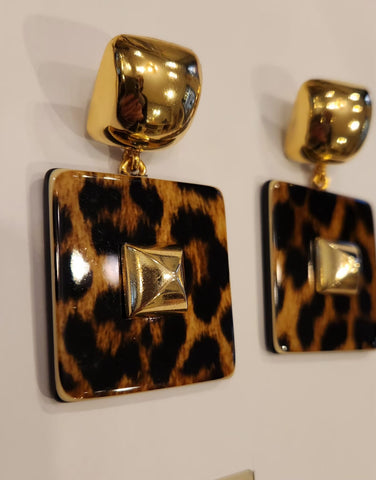 Pendientes de resina en animal print