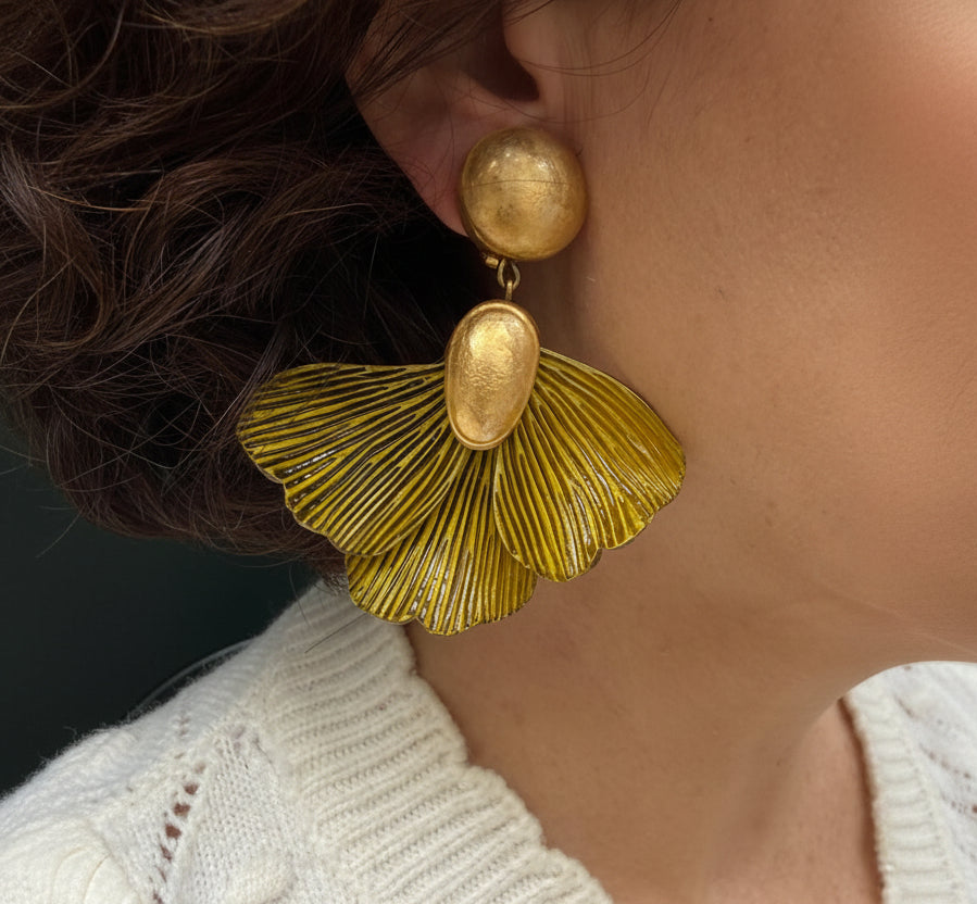 Pendientes alma de resina color oliva y oro