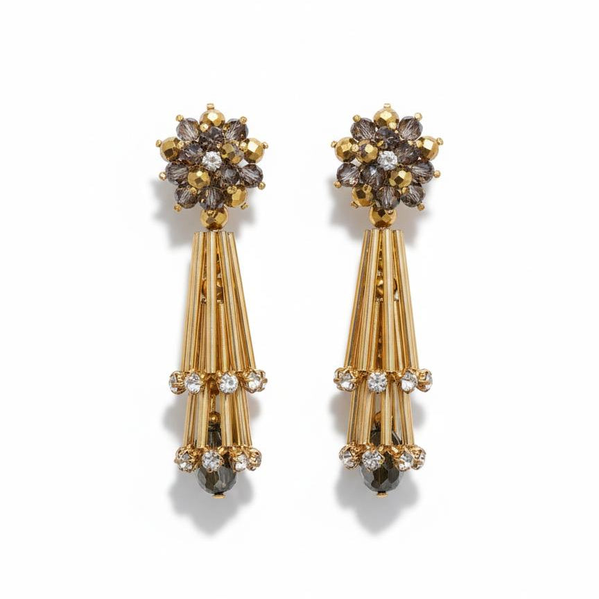 Pendientes largos dorados de cristal y resina | Diseño artesanal Fahoma