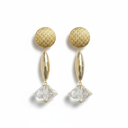 Pendientes largos dorados con resina transparente y clip | Diseño francés elegante