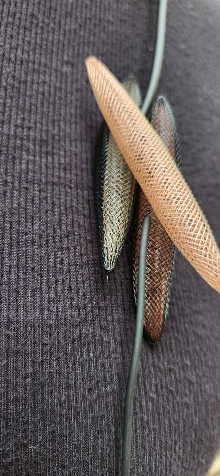 Collar largo red invisible colores marrones