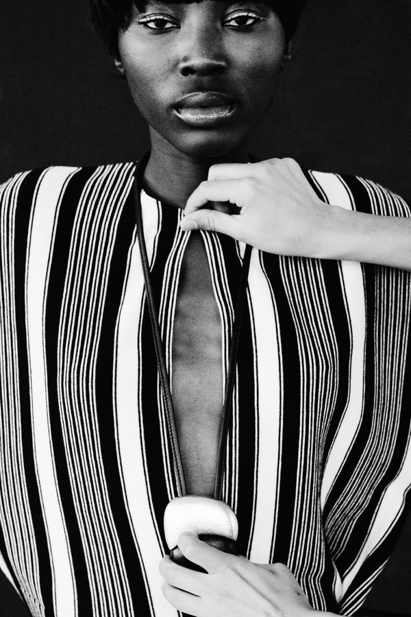 Colgante MONIES  Aurena: lámina de plata, acacia