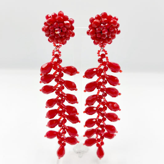 Penidentes largos de cristal rojo