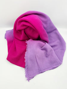 Foulard de lana tonos morado y rosa