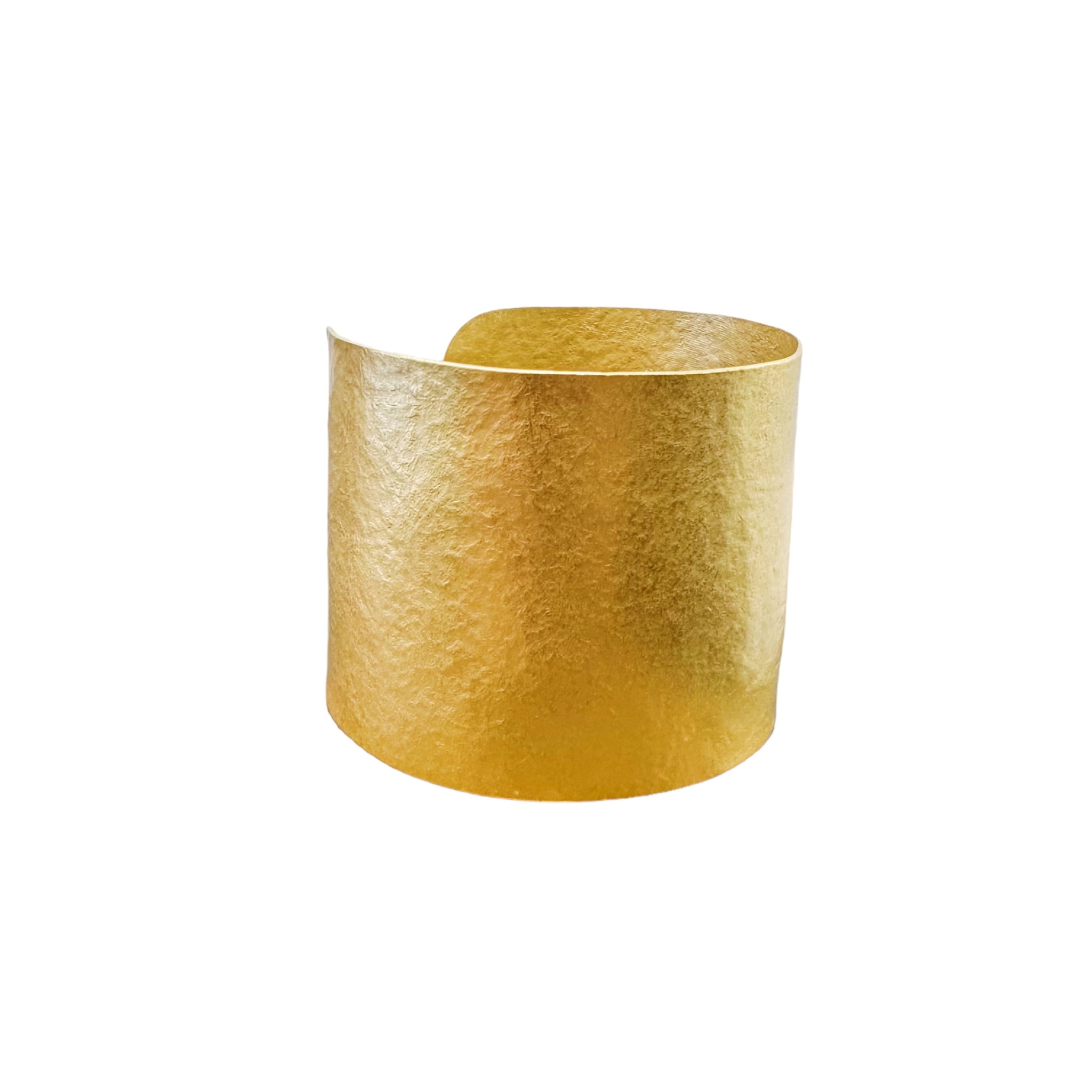 Brazalete de bronce con baño de oro mate liso
