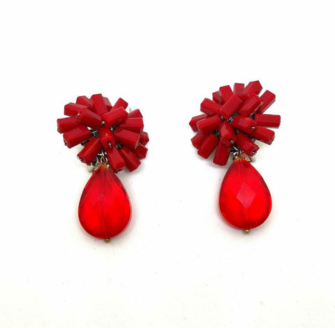 Pendientes gota de cristal y cabezal floral en cristal facetado rojo